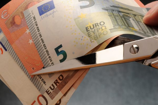 Geldrealität 2017: Sichere Geldguthaben bringen dem Sparer 3 % Verlust!